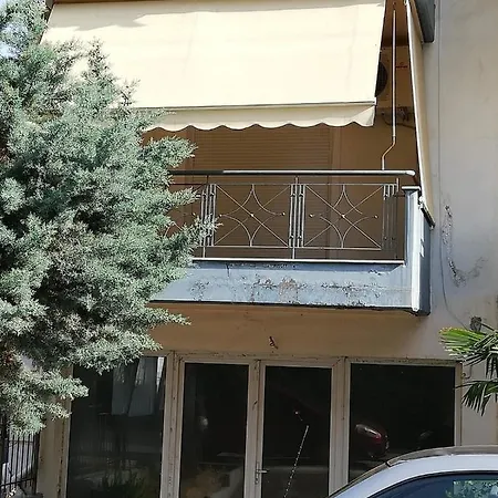 By The - Nei Epivates Apartment Néoi Epivátai